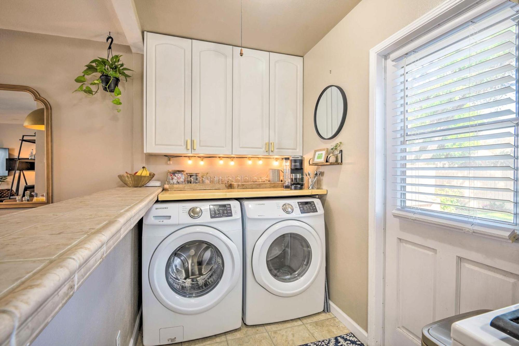 Вилла Stylish And Modern Burbank Gem With Private Yard! Экстерьер фото
