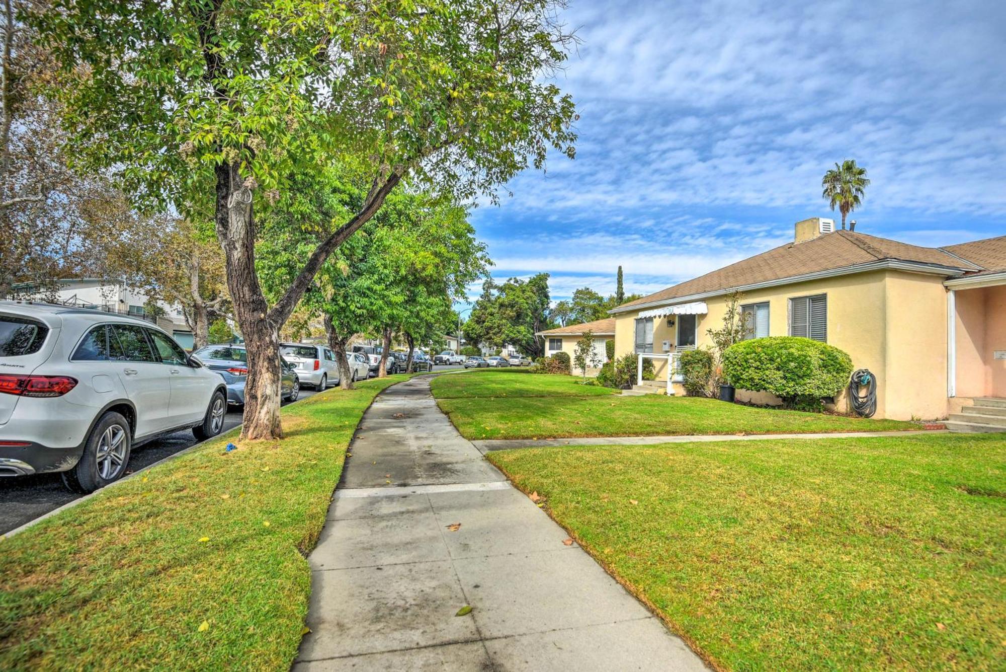 Вилла Stylish And Modern Burbank Gem With Private Yard! Экстерьер фото