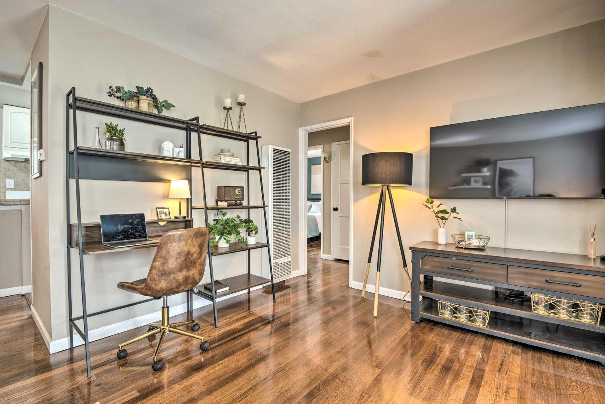 Вилла Stylish And Modern Burbank Gem With Private Yard! Экстерьер фото